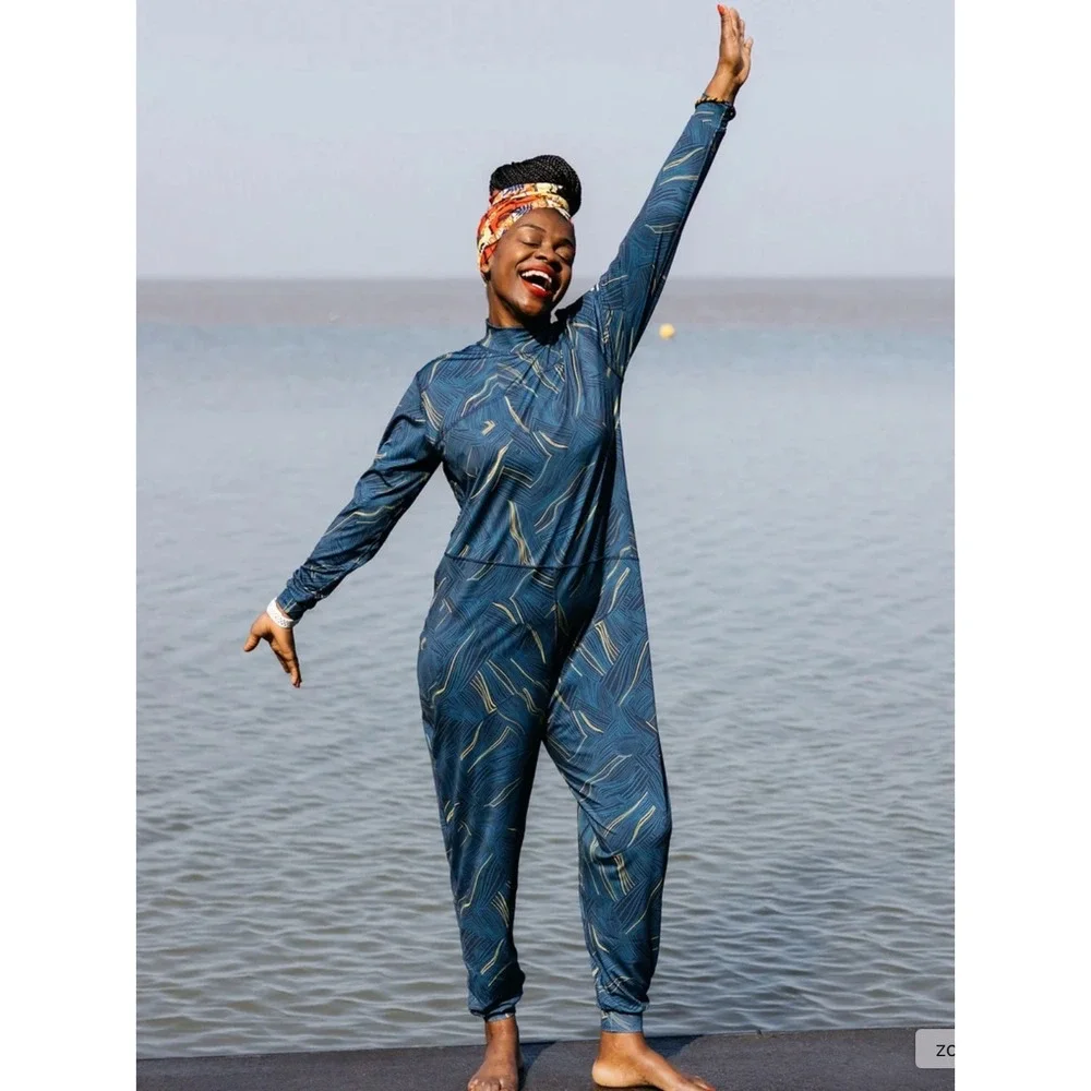 Finisterre Into The Sea Seasuit Long Sleeve Surf Suit Blue Womens M/L